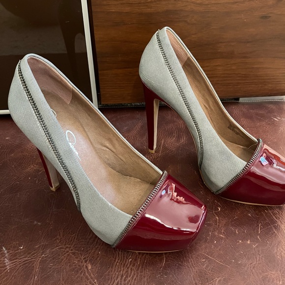 Jessica Simpson platform pumps size 9 - Picture 2 of 4